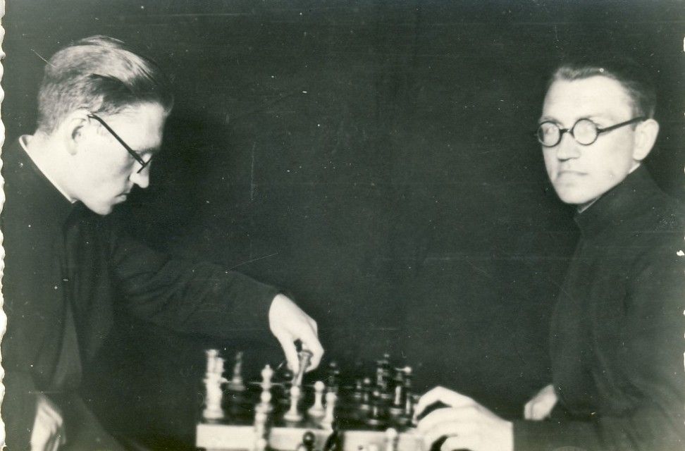 Wystawy fotografii o. Stefana Dzierżka SJ z okazji 20. rocznicy śmierci