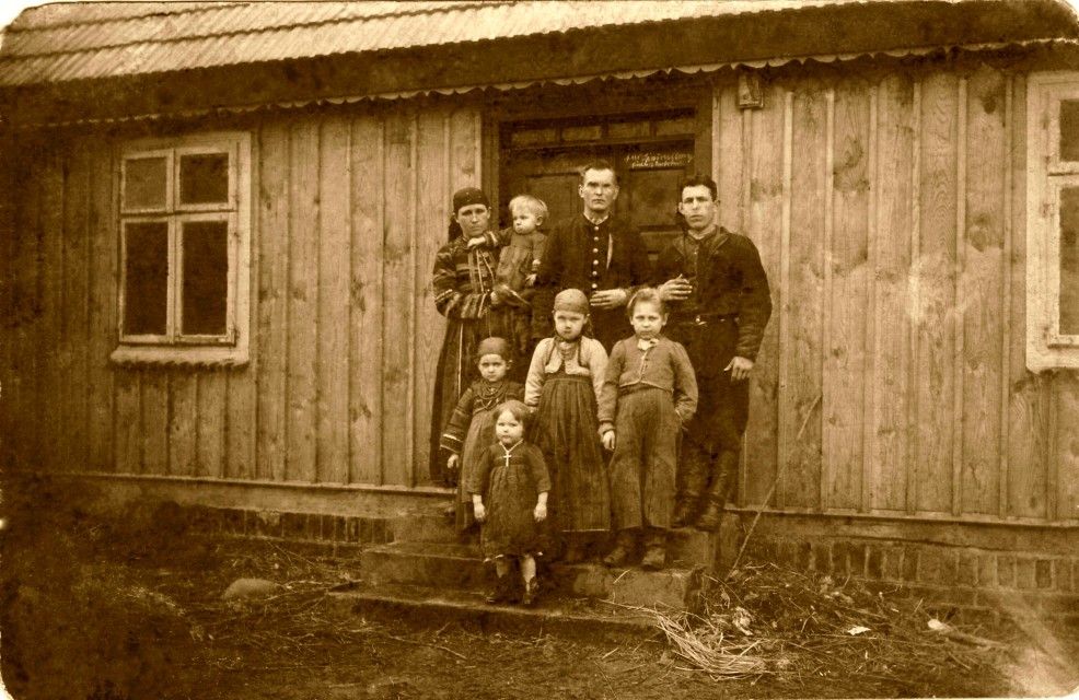 Wystawy fotografii o. Stefana Dzierżka SJ z okazji 20. rocznicy śmierci