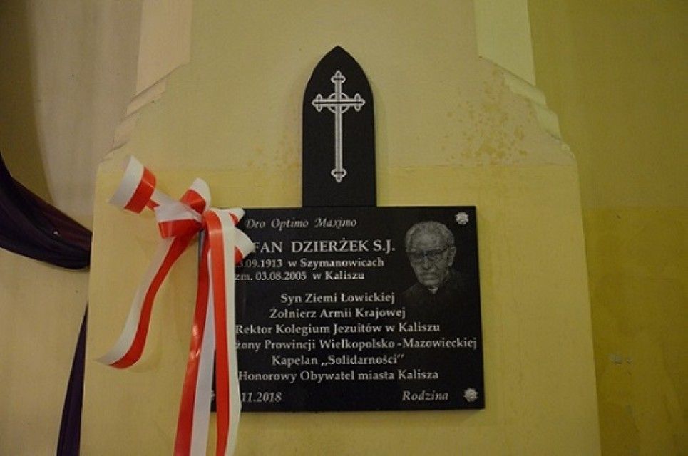 Wystawy fotografii o. Stefana Dzierżka SJ z okazji 20. rocznicy śmierci